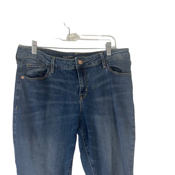 Old Navy Women's Size 14 Rockstar Mid Rise Medium Wash Skinny Jeans - Picture 2 of 10